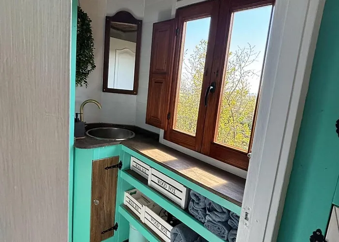 Sleeps 2 - Pool Balcony Mountain Views Chalet